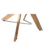 Τραπέζι Τραπεζαρίας ArteLibre GLAZERA Φυσικό/Διάφανο Γυαλί/Μέταλλο Φ90x75cm